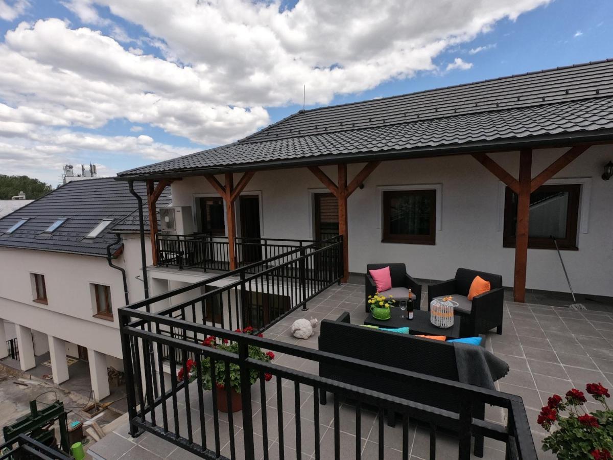 E-Vasko Panzio Borpince Bed & Breakfast Tokaj Exterior photo